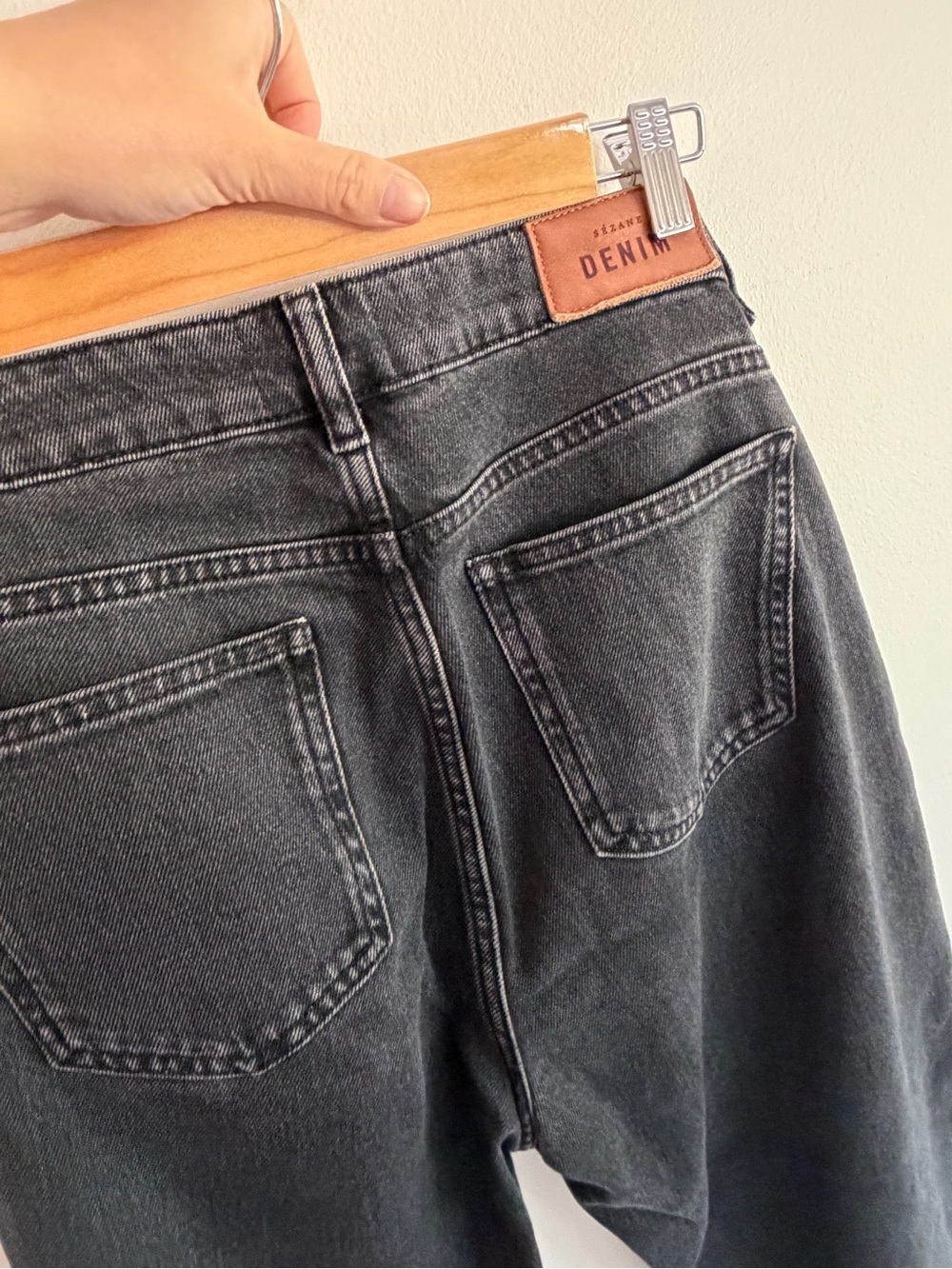Sezane Denim Black Women's High-Rise Jeans